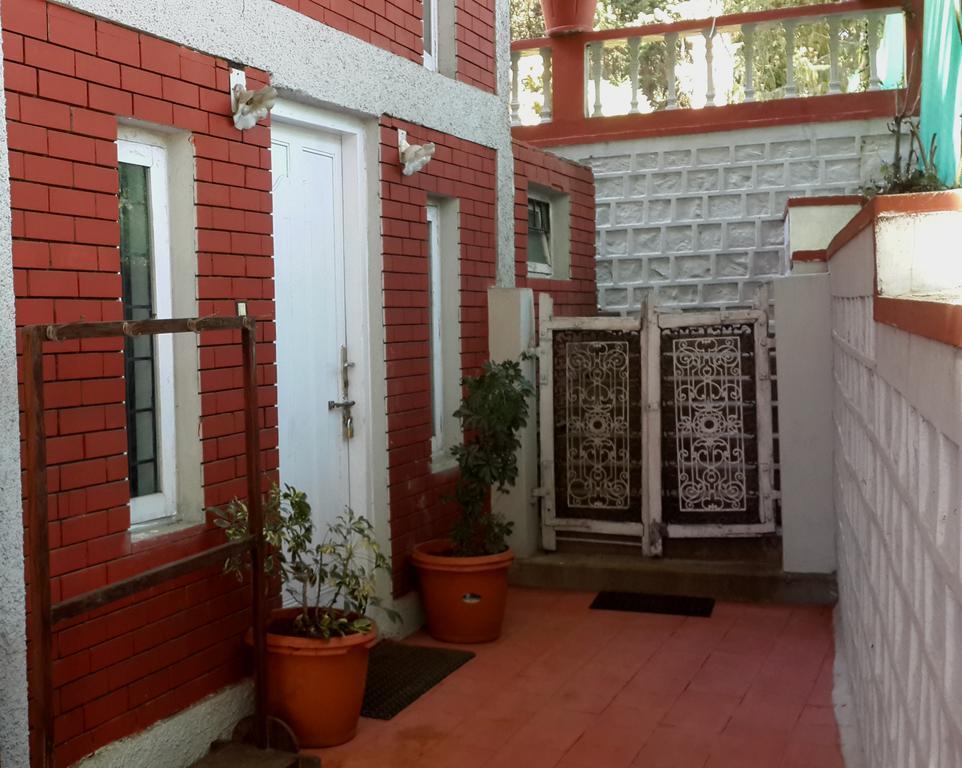 The Red House Bed & Breakfast Ooty Oda fotoğraf